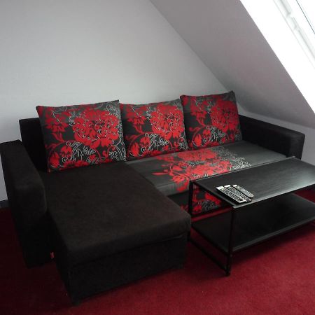 Ferienwohnung In Duesseldorf Hassel Luaran gambar