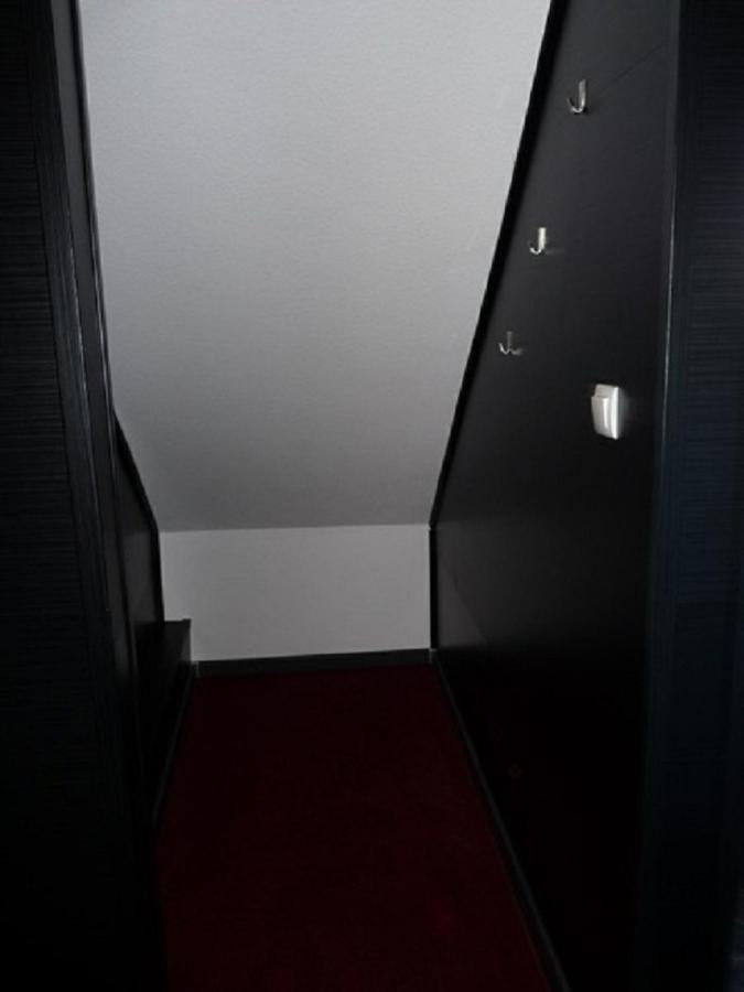 Ferienwohnung In Duesseldorf Hassel Luaran gambar